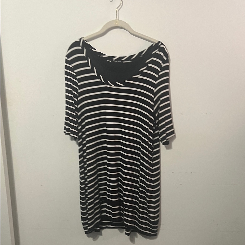 Athena Marie Women Large Shirt Black White Strips